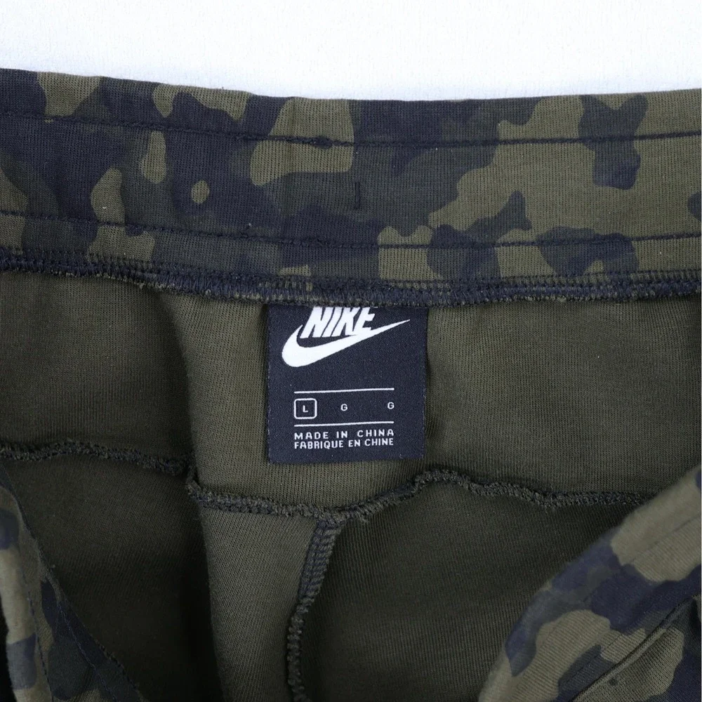 Nike Sportswear Tech Fleece Camo Jogger Pants Mens Large Green CJ5981-222